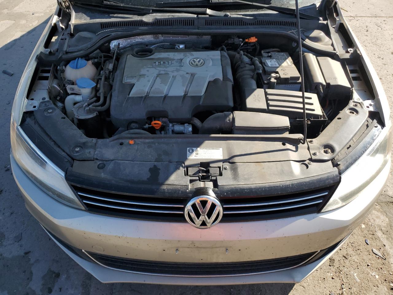 VOLKSWAGEN JETTA TDI