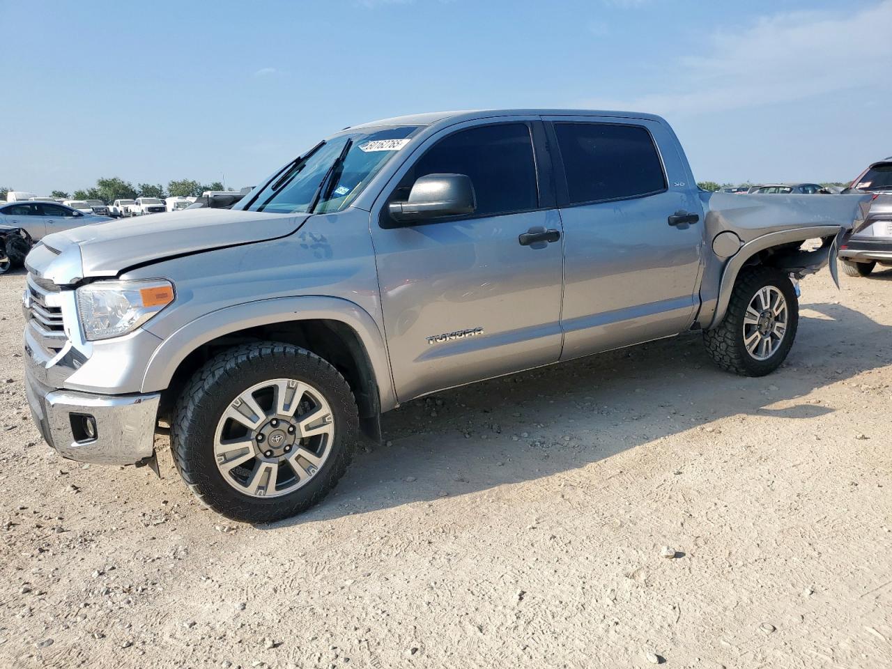 TOYOTA TUNDRA CREWMAX SR5