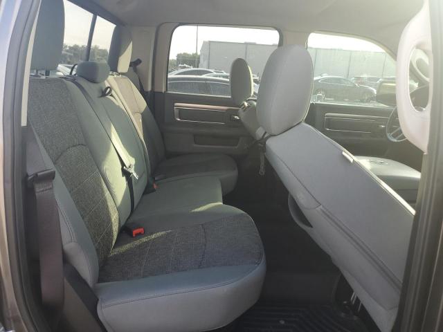 2016 RAM 1500 SLT 1C6RR6LT8GS170120