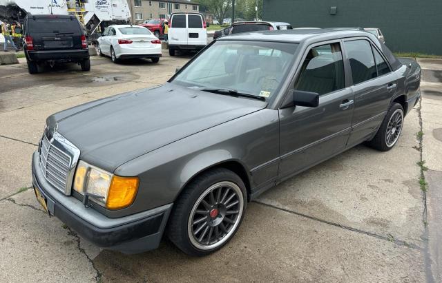 Vin: wdbea30d2kb022367, lot: 60087495, mercedes-benz 300-class e 19892