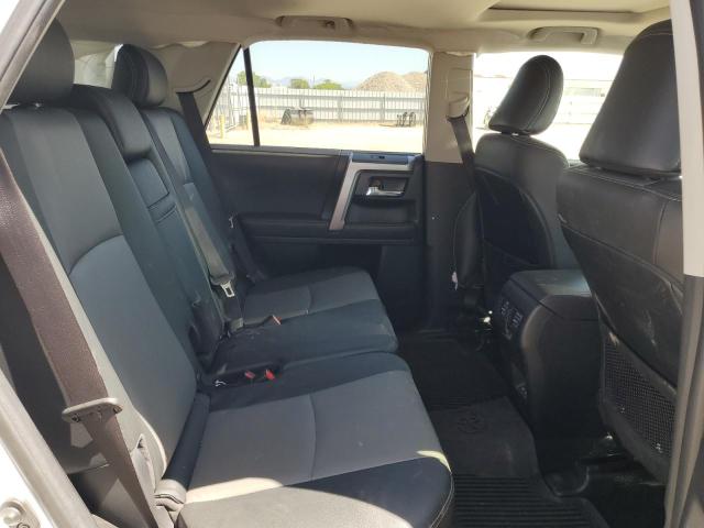 2024 TOYOTA 4RUNNER SR - JTENU5JR8R6263542