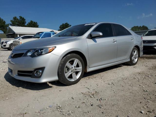 TOYOTA CAMRY BASE