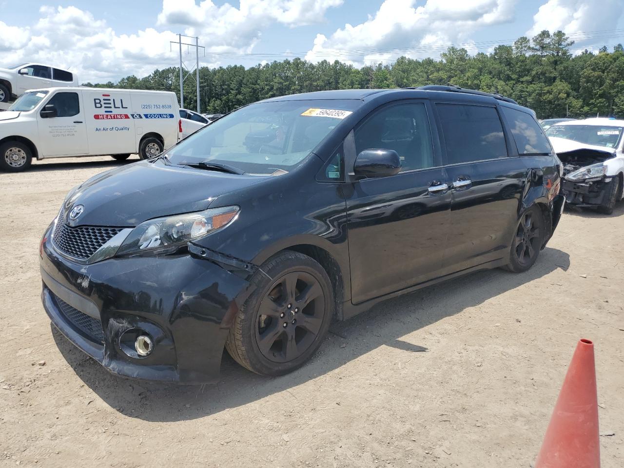 TOYOTA SIENNA SPORT