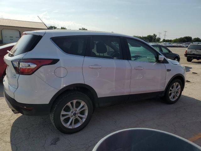 Vin: 1fmcu0gd2hua40302, lot: 62560645, ford escape se 20173