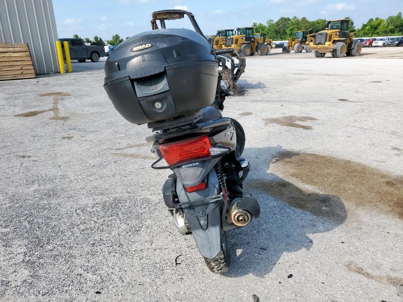 2017 HONDA PCX 150 RLHKF1802HY200165