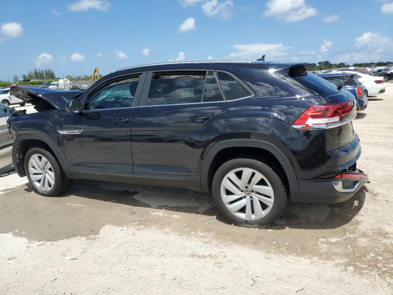 VOLKSWAGEN ATLAS SE