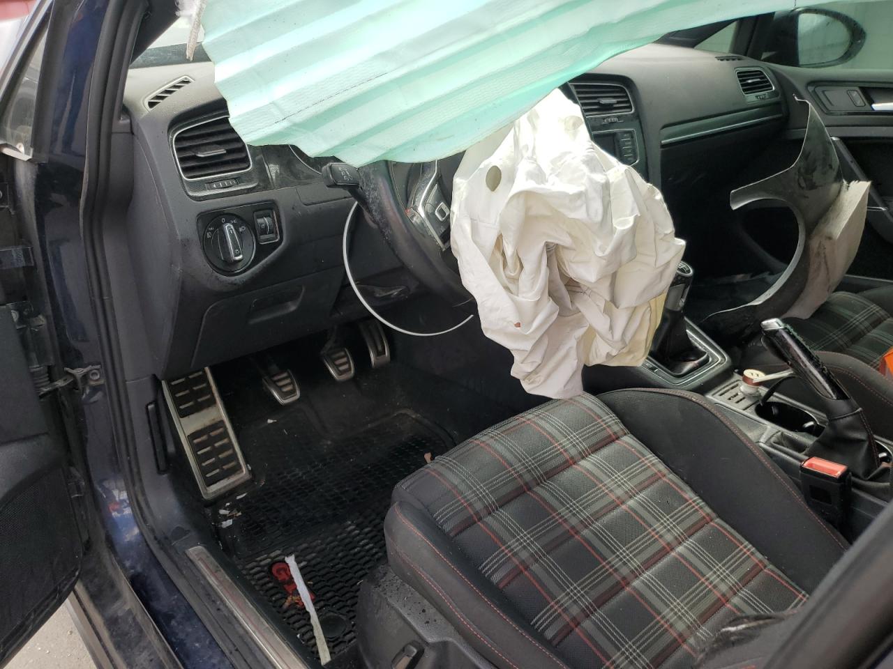 VOLKSWAGEN GOLF GTI S/SE