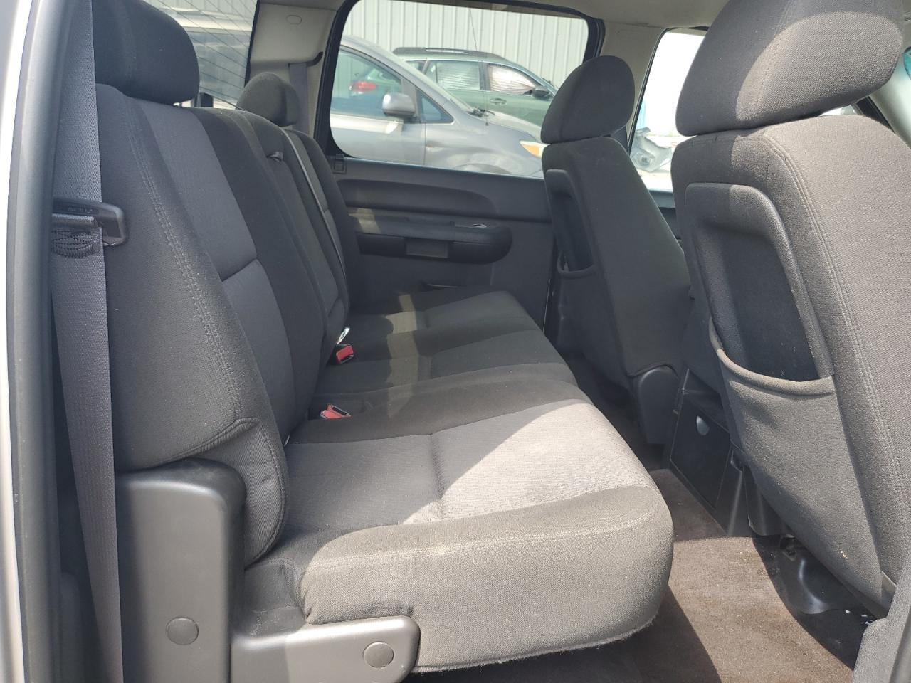 CHEVROLET SILVERADO C1500 LT