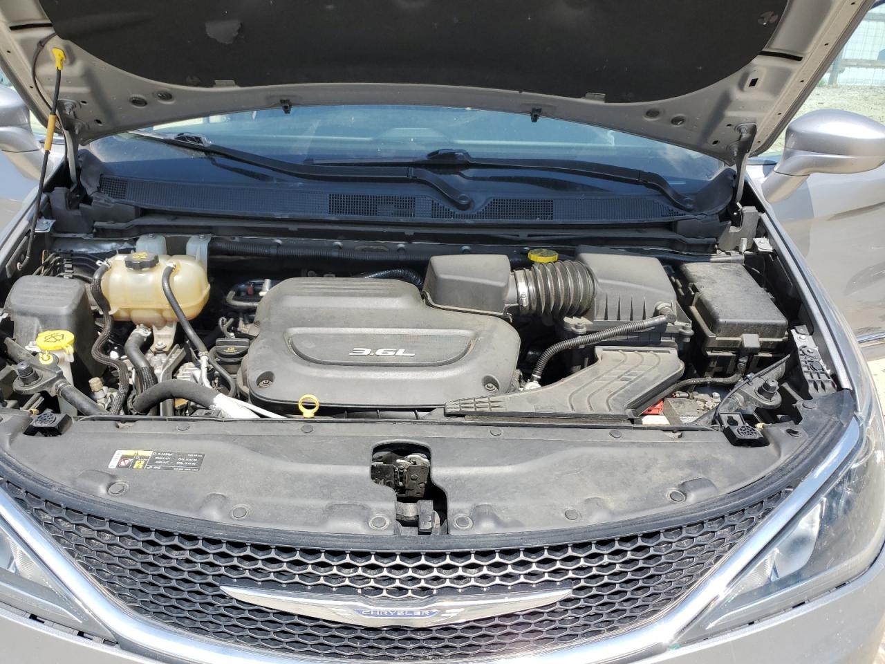 CHRYSLER PACIFICA TOURING L