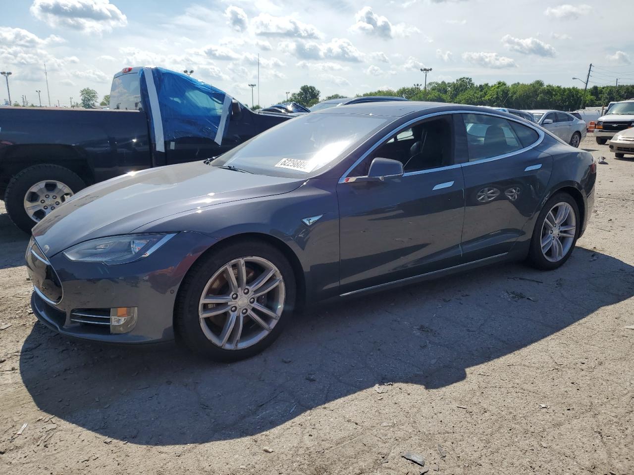 TESLA MODEL S