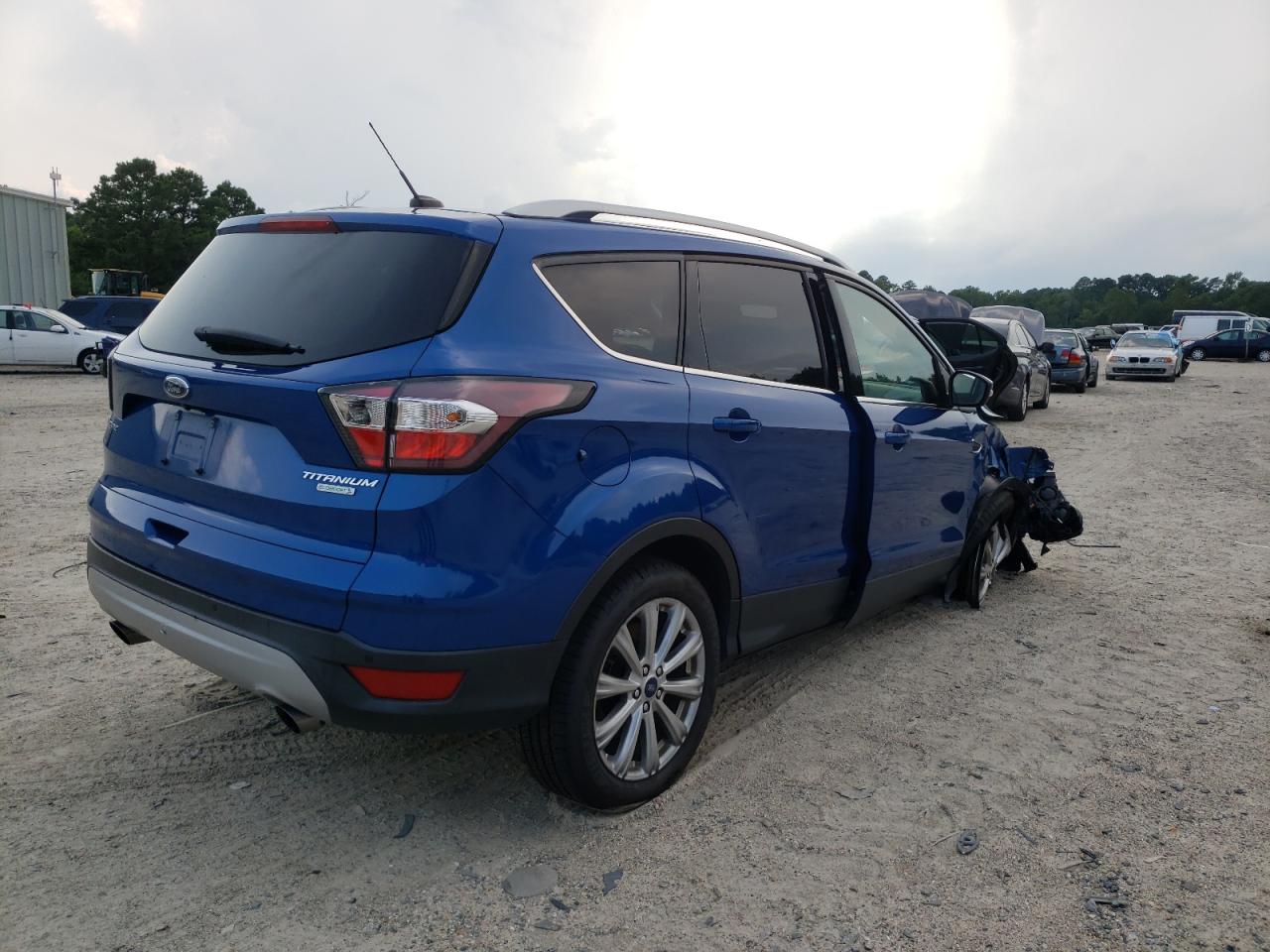 1FMCU0J9XHUB37414 FORD ESCAPE 2017