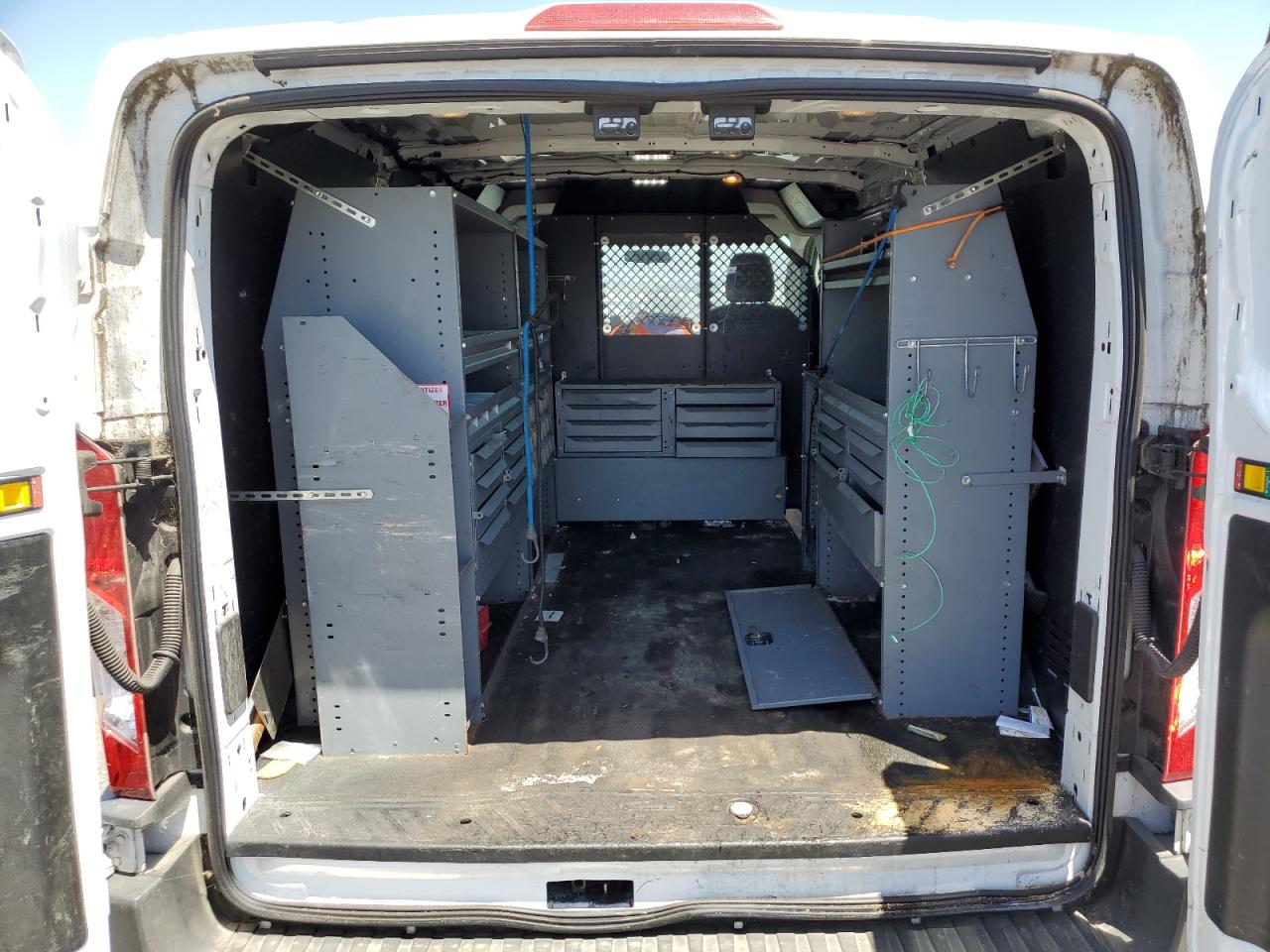 1FTYE1YM2GKB41037 FORD TRANSIT 2016