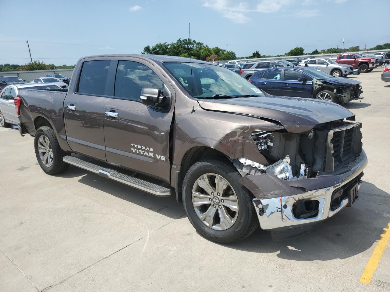 1N6AA1E58JN508777 NISSAN TITAN 2018