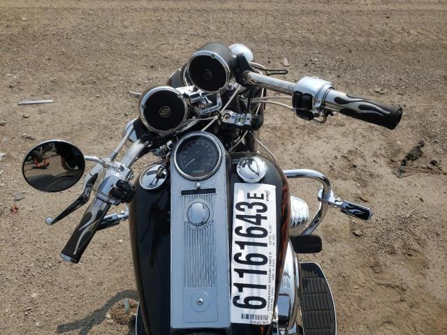2004 HARLEY-DAVIDSON FLHPI 1HD1FHW194Y701823