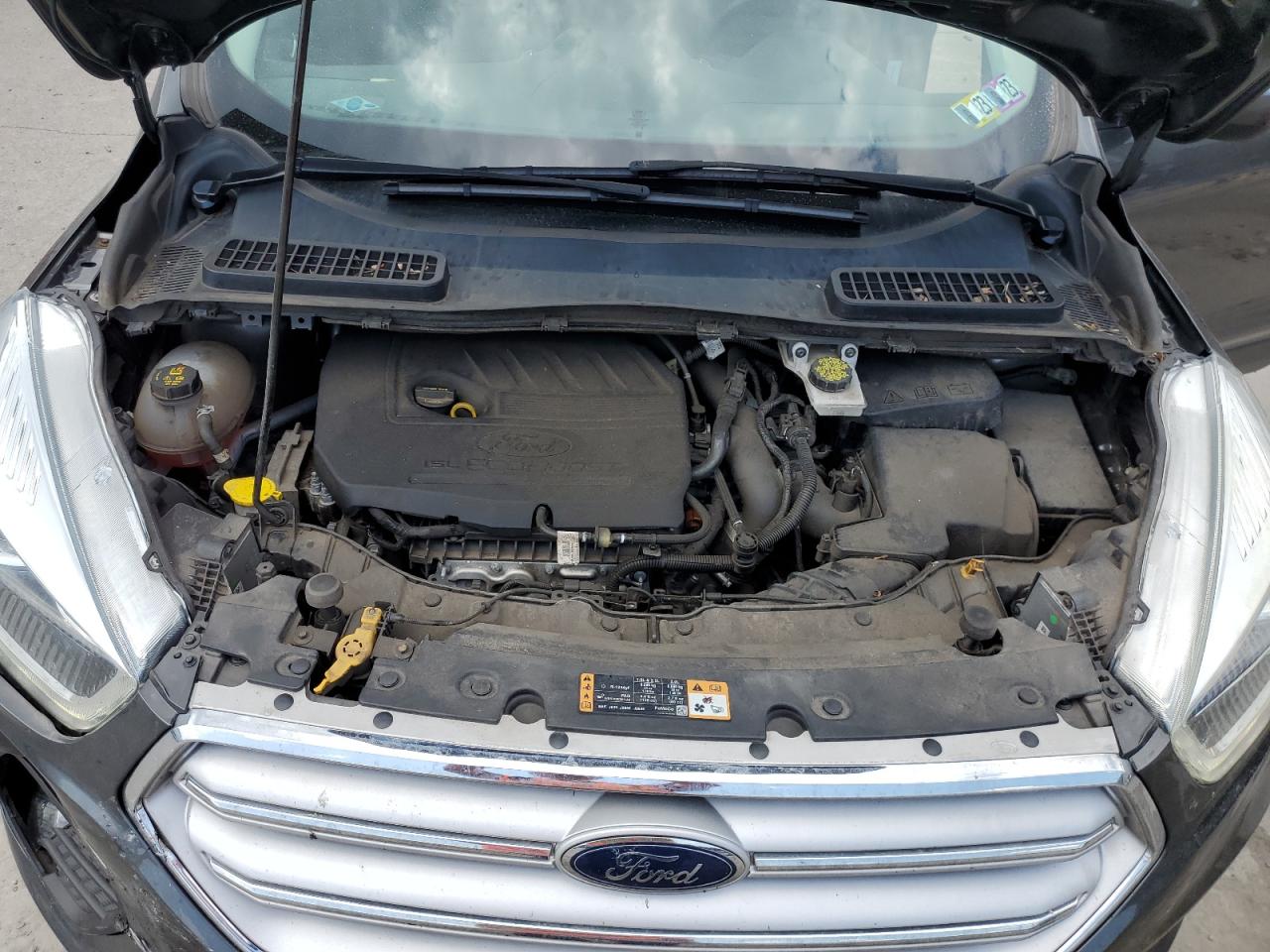 1FMCU9HD1JUA82338 FORD ESCAPE 2018