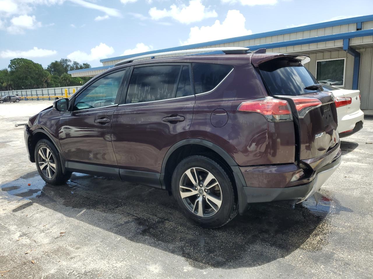 2T3WFREV2GW311632 TOYOTA RAV4 2016
