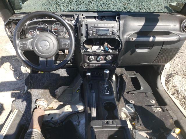 1C4BJWDG2JL865391 Jeep Wrangler Unlimited Sport