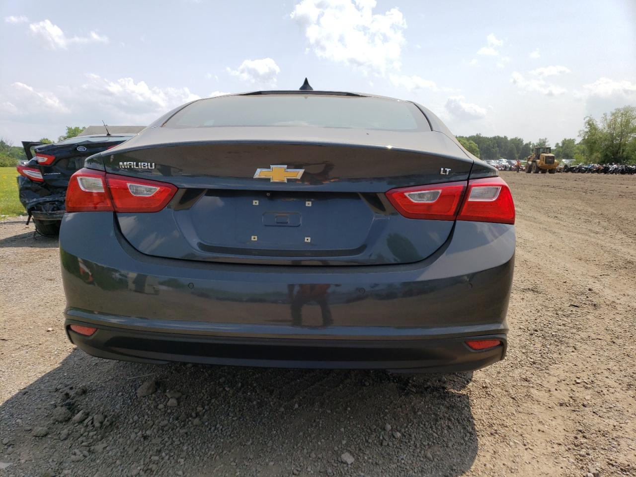 1G1ZE5ST2GF326279 CHEVROLET MALIBU 2016