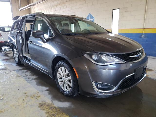 2C4RC1BG8JR317854 2018 CHRYSLER PACIFICA, photo no. 4