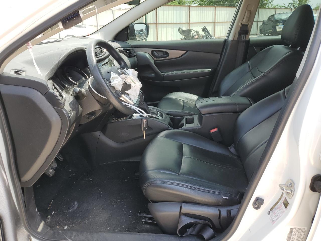 JN1BJ1CP9JW192363 NISSAN ROGUE 2018