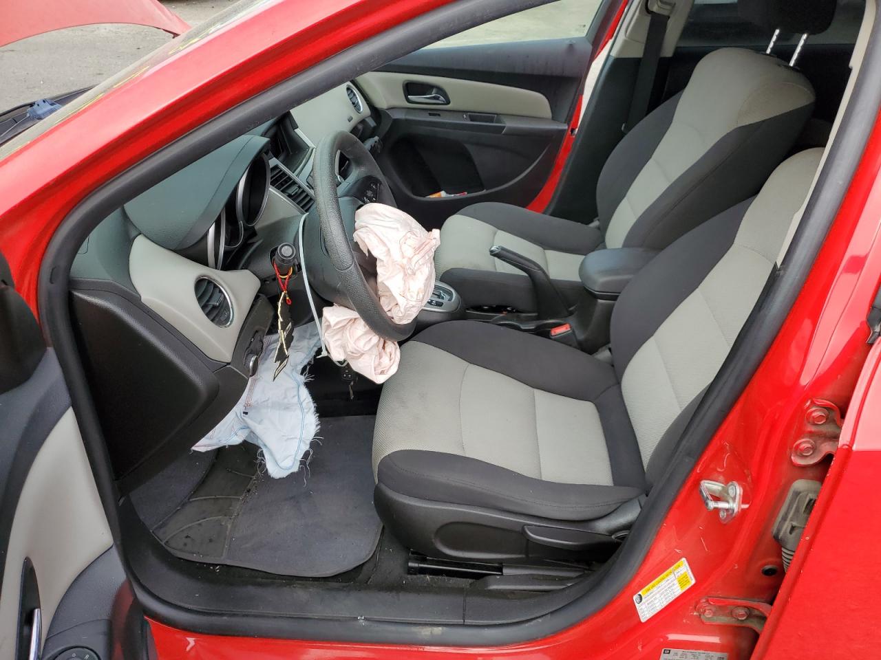 1G1PC5SG7G7116898 CHEVROLET CRUZE 2016