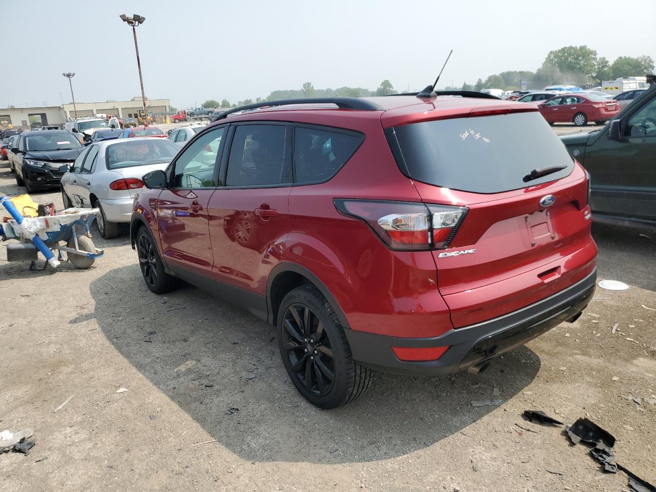 1FMCU0GD4JUD28165 FORD ESCAPE 2018