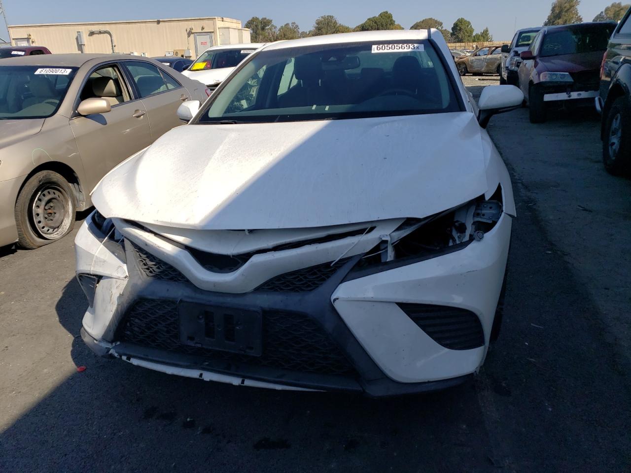 4T1B11HKXJU149149 TOYOTA CAMRY 2018
