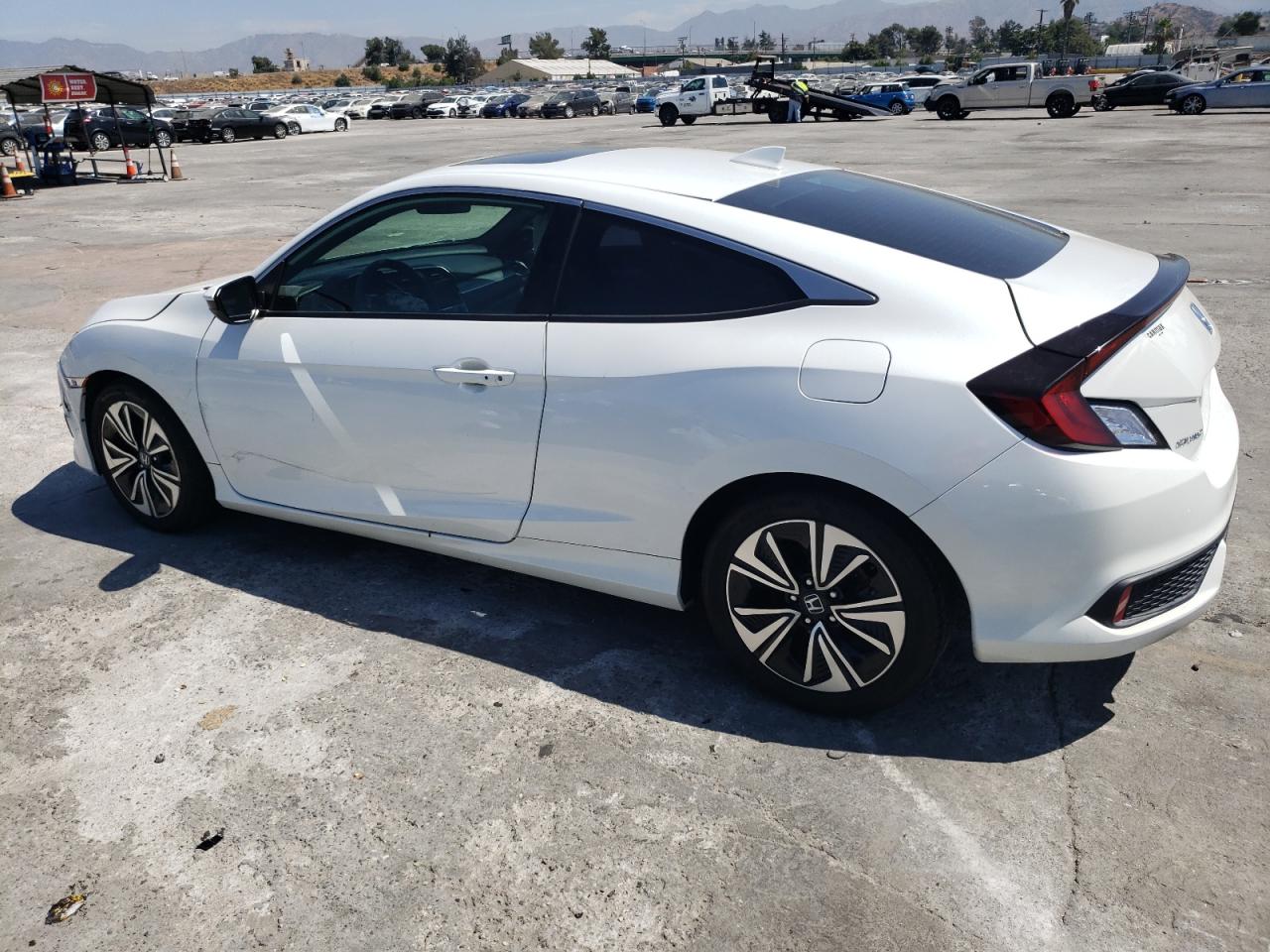 2HGFC3B38HH360443 HONDA CIVIC 2017