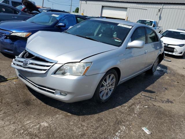 2005 Toyota Avalon XL