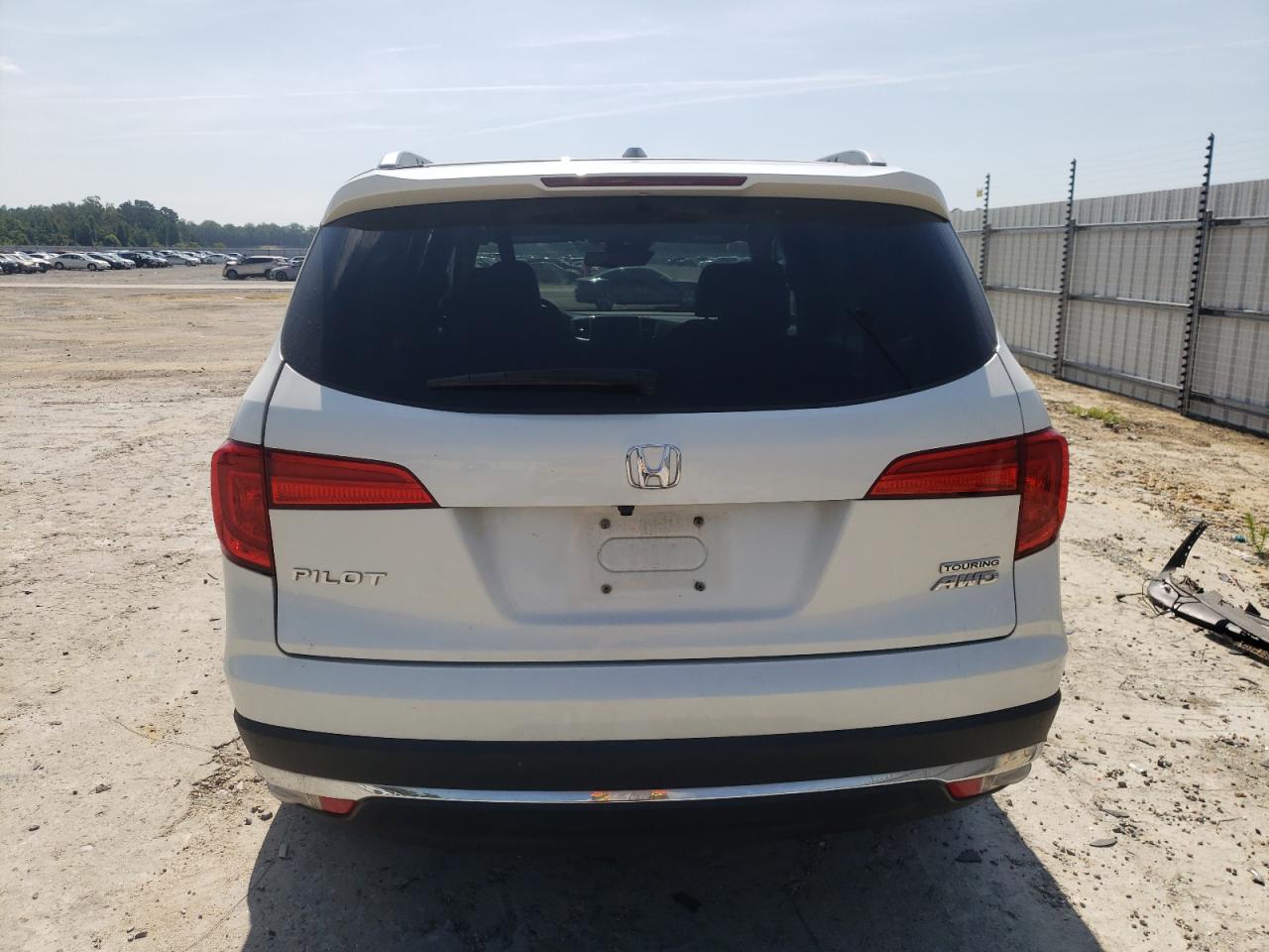 5FNYF6H96HB009418 HONDA PILOT 2017