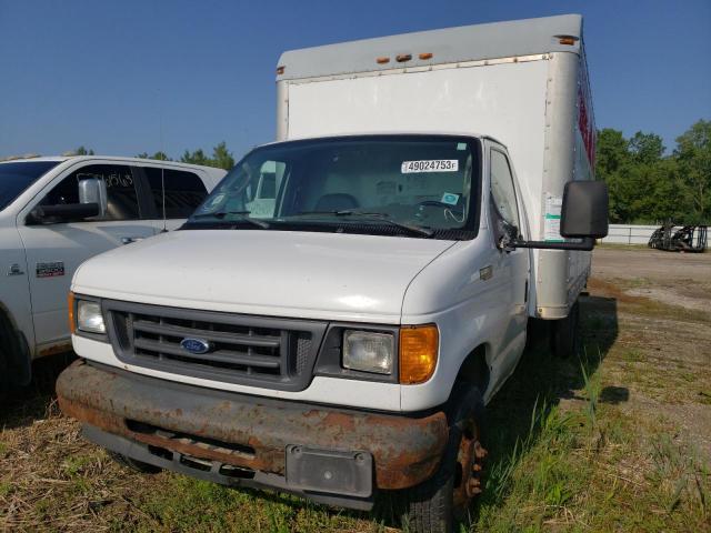 2005 Ford Econoline Cargo Van 