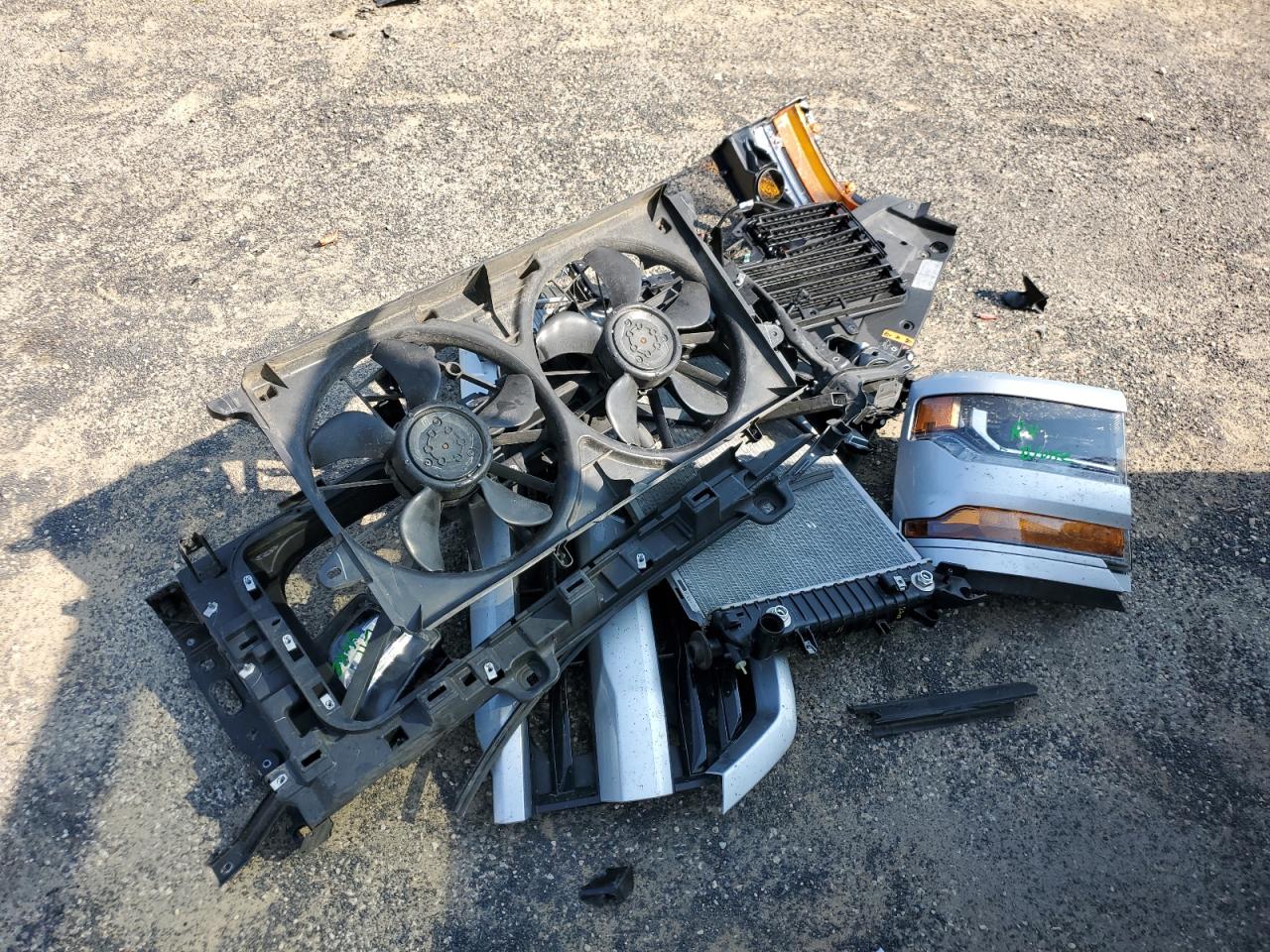 3GCUKREC3HG428350 CHEVROLET ALL Models 2017