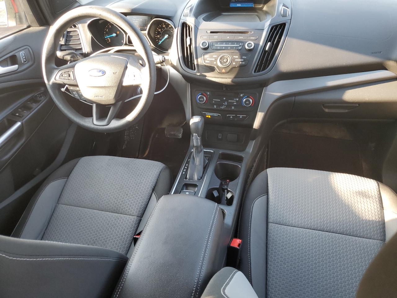 1FMCU0GD5HUB49515 FORD ESCAPE 2017