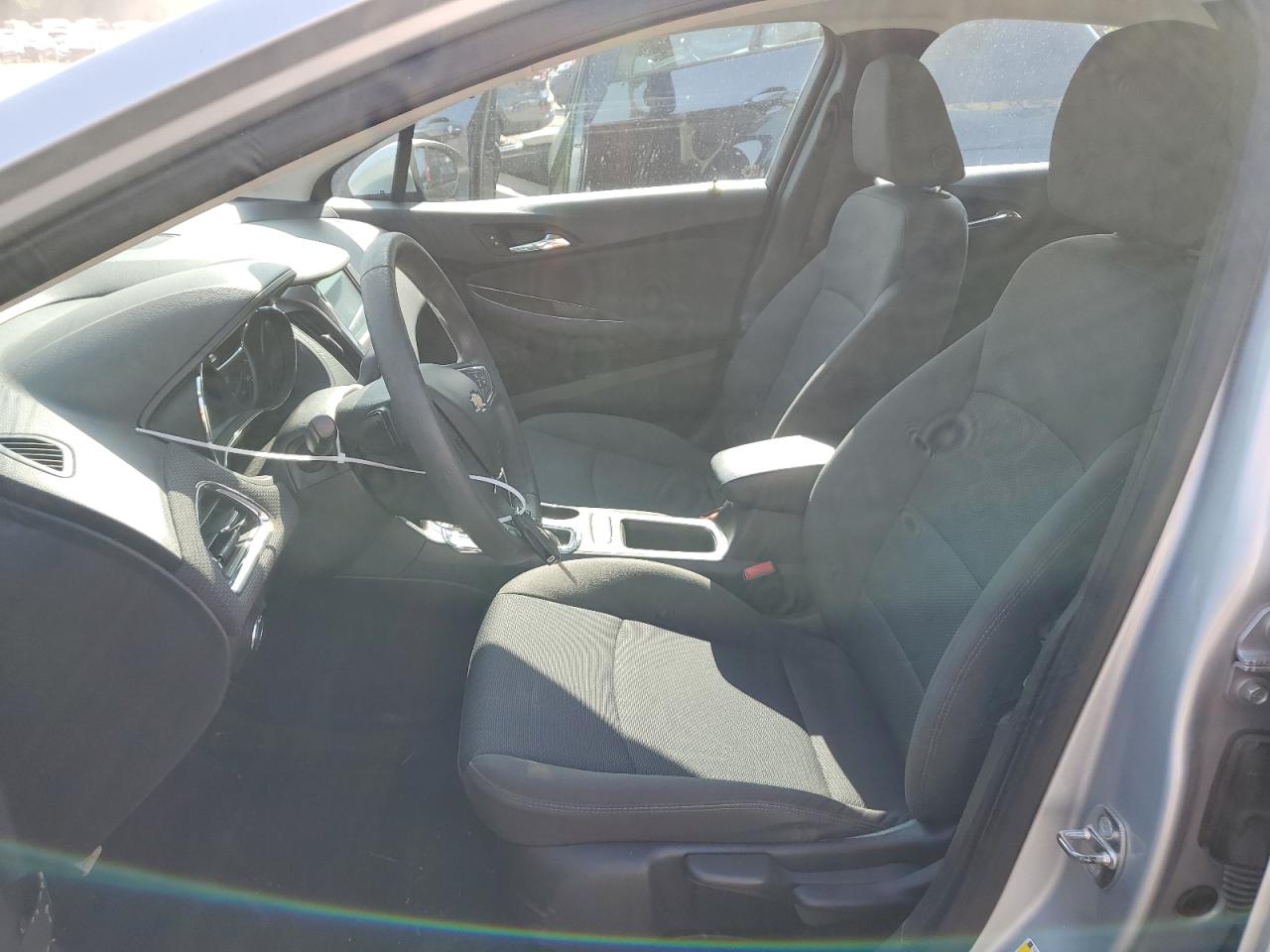 1G1BE5SM9J7227499 CHEVROLET CRUZE 2018