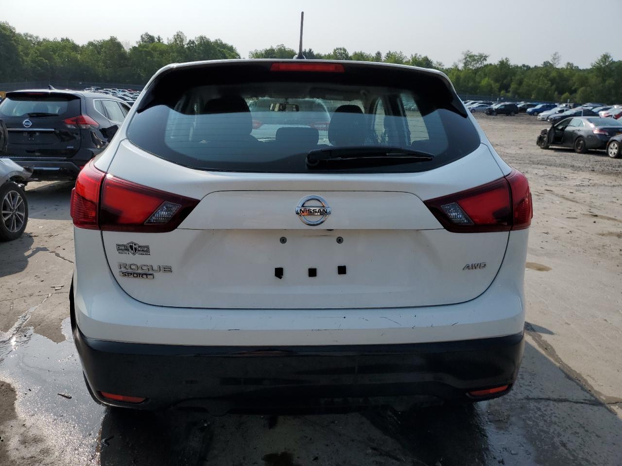 JN1BJ1CR7JW260029 NISSAN ROGUE 2018