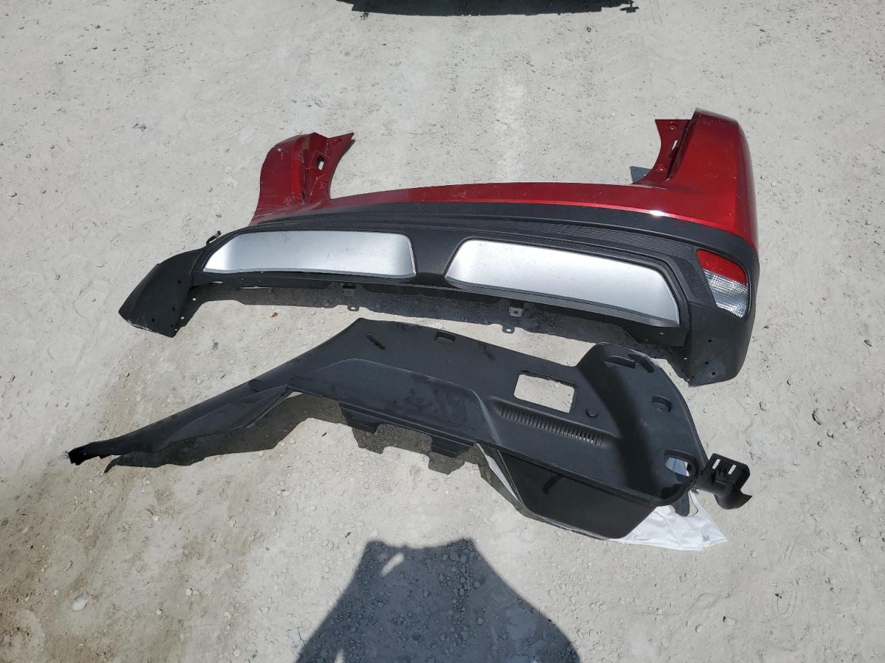 2GNAXJEV5J6328122 CHEVROLET EQUINOX 2018