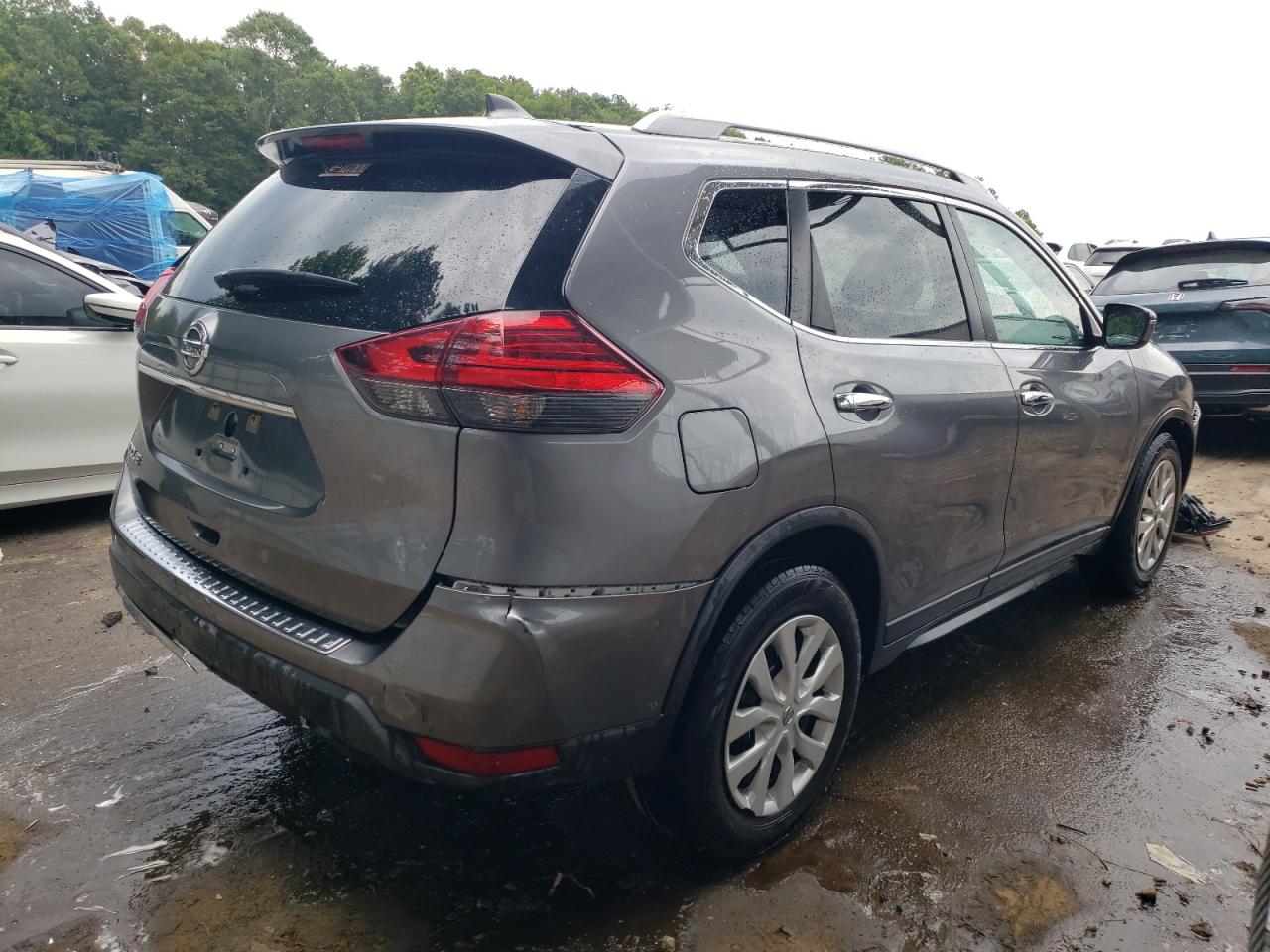 KNMAT2MT6HP562970 NISSAN ROGUE 2017