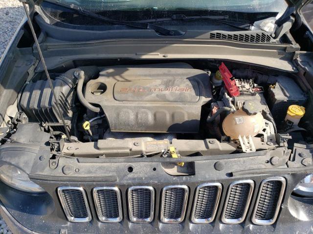 ZACCJBBB9JPH98143 Jeep Renegade Latitude
