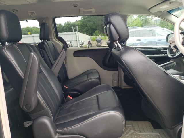 2016 CHRYSLER TOWN AND C - 2C4RC1BG5GR302706