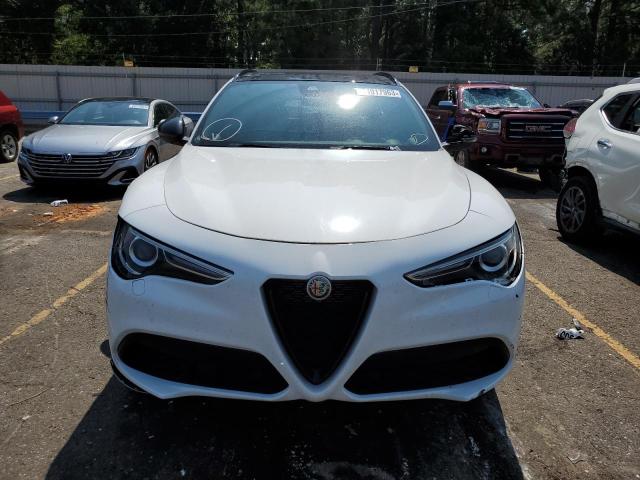 ZASPAKBN0N7D49925 Alfa Romeo Stelvio TI 5