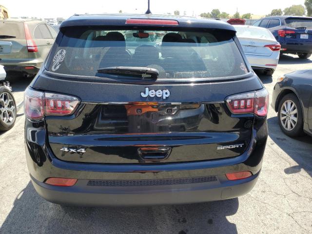 3C4NJDAB3JT185868 Jeep Compass Sport