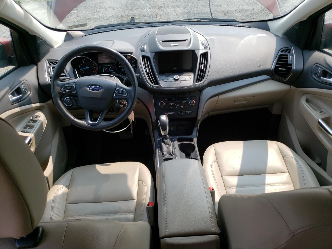 1FMCU9HD5JUA20408 FORD ESCAPE 2018