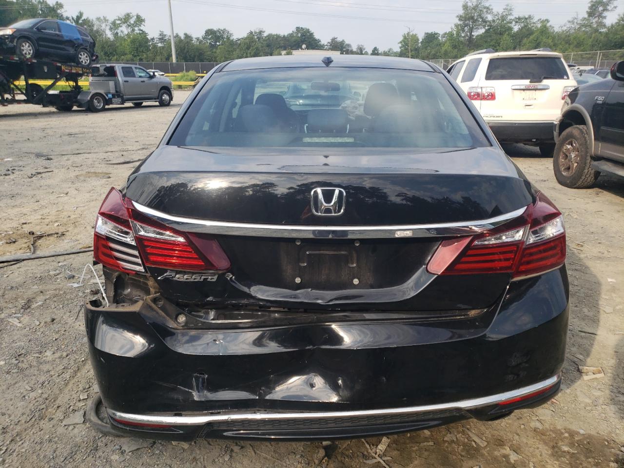 1HGCR2F74GA217317 HONDA ACCORD 2016