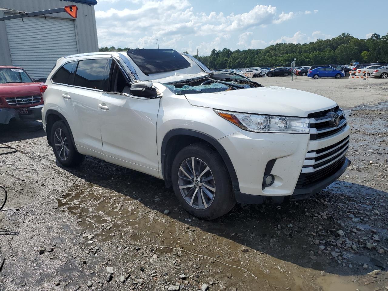 5TDJZRFH3HS426852 TOYOTA HIGHLANDER 2017