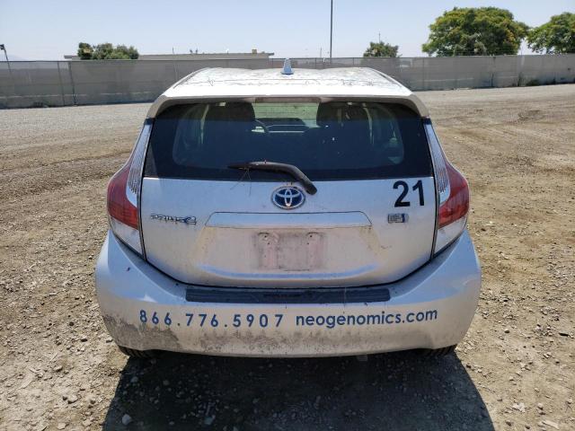 JTDKDTB38G1131901 Toyota PRIUS C