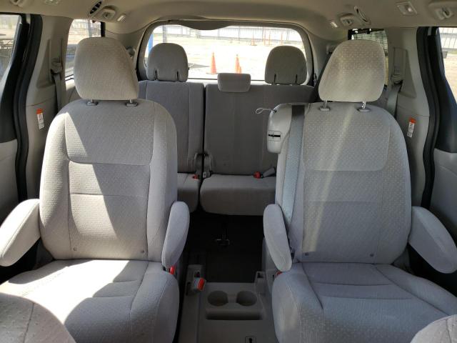 5TDKZ3DC0LS049379 Toyota SIENNA LE