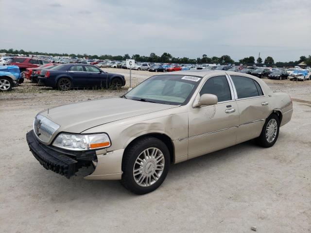 2007 Lincoln Town Car Signature Limited