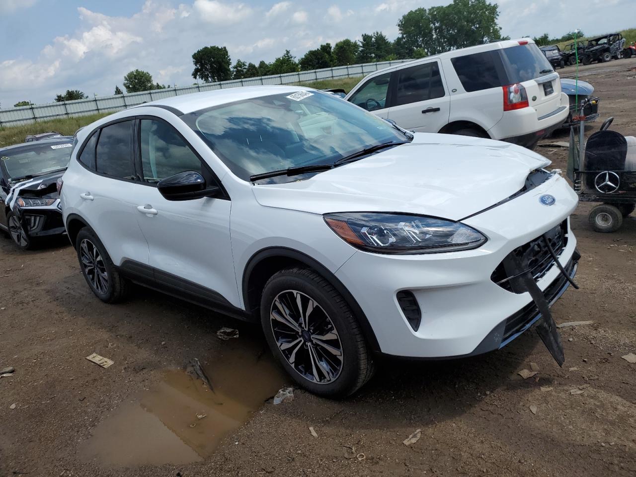 1FMCU9G60NUB93584 FORD ESCAPE 2022