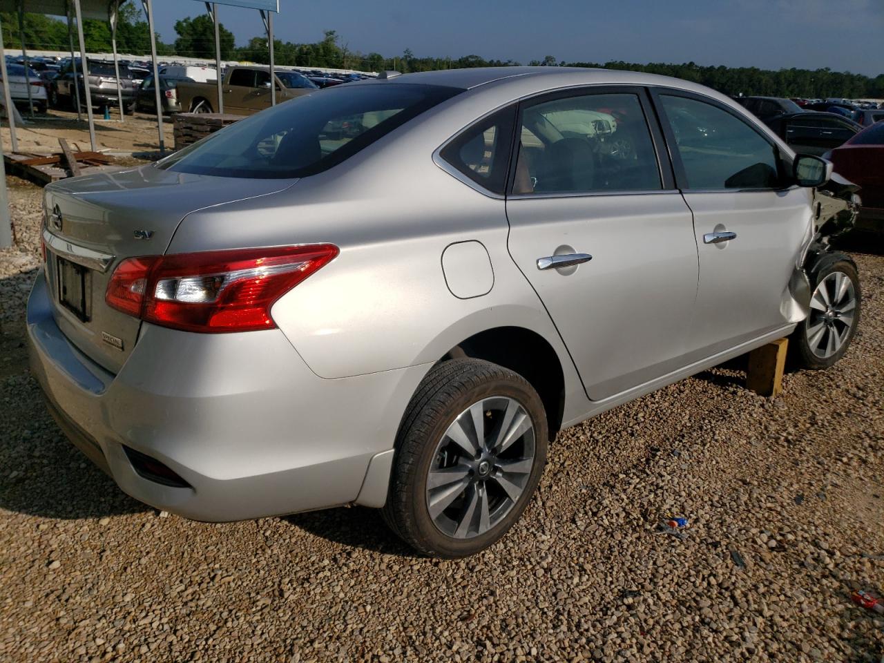 3N1AB7AP8KY335893 NISSAN SENTRA 2019
