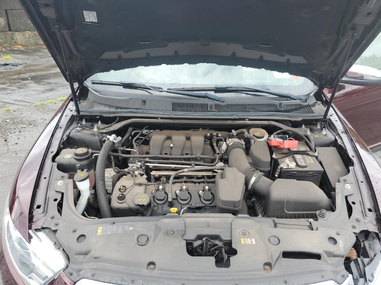 1FAHP2J89JG115256 FORD TAURUS 2018